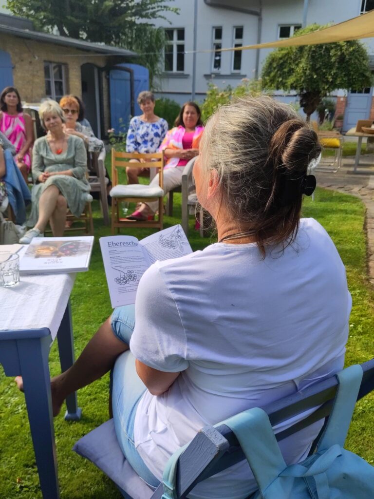 Buchvorstellung mit Nicole-Kristina David-Ulbrich, Steffi Rose und Verena Siol